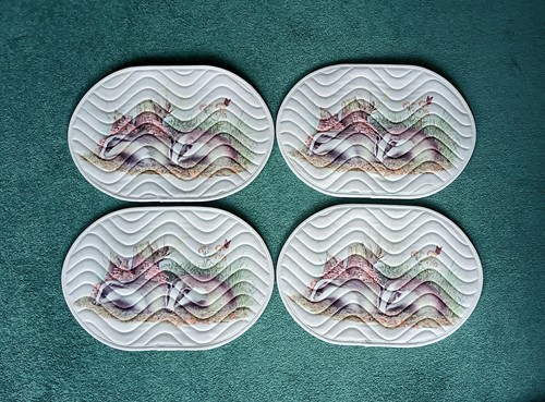Large polyester padded dining